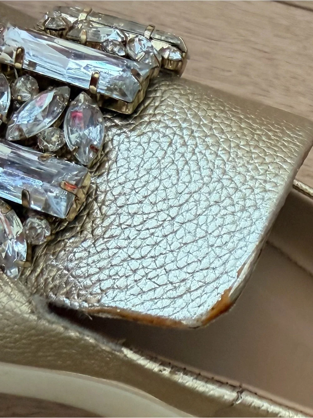 Karl Lagerfeld Paris Bri Gold Metallic Platform Crystal Loafers Size 9 VGUC